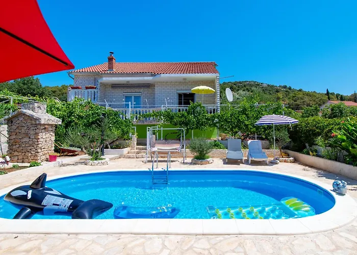 Beautiful In Feriehus Šibenik