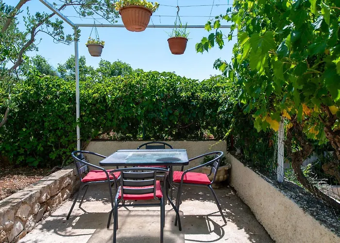 Feriehus Beautiful In Šibenik